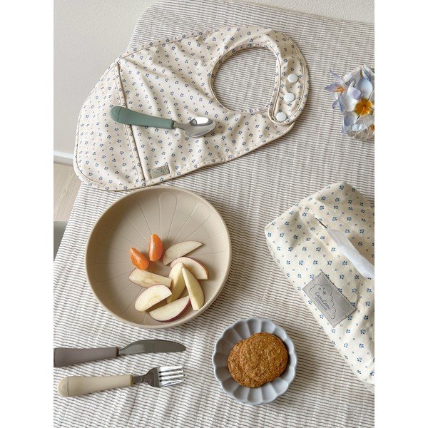 Бежови силиконови детски чинии в комплект от 2 бр. ø 18,5 cm Earth – Cam Cam Copenhagen-image-1