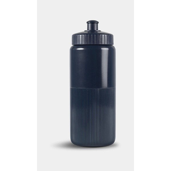 Тъмносиня бутилка за пътуване пластмасова бутилка  750 ml Tessa – Sagaform