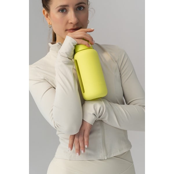 Светложълта бутилка за пътуване 720 ml Sunny Lemonade – Muuki-image-3