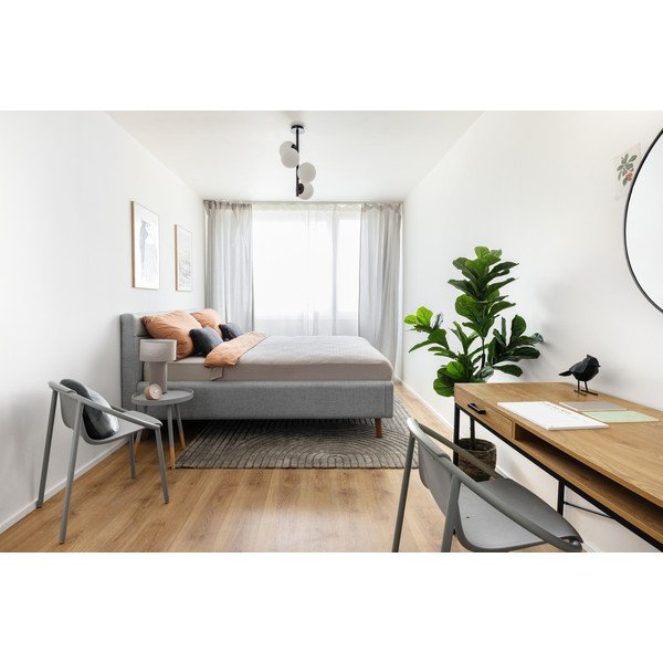 Светлосиво двойно легло 140x200 cm тапицирано с място за съхранение с включена подматрачна рамка Lotte – Meise Möbel-image-1