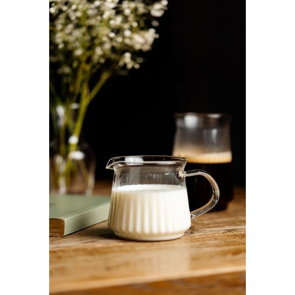 Стъклена кана за мляко 280 ml Mia – Vialli Design-image-2