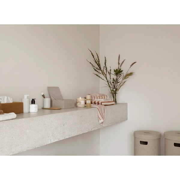 Светлосива чаша за четки за зъби от полиресин Kua – Blomus-image-3