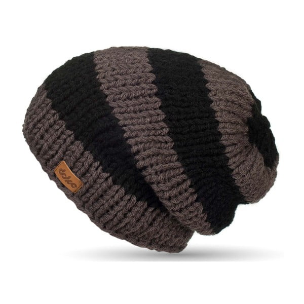 Ръчно плетена шапка на райета - DOKE