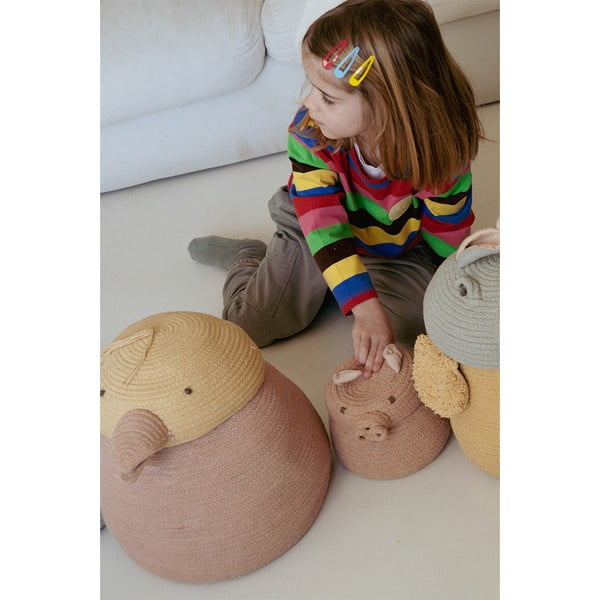 Светлорозова текстилна детска кошница за играчки ø 17x15 cm Mini Peggy the Pig – Lorena Canals-image-4