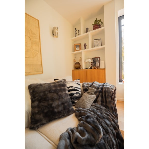 Сиво одеяло от микроплюш 150x200 cm Wave – Tiseco Home Studio-image-2