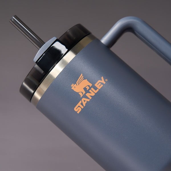 Тъмносин термос със сламка от неръждаема стомана 1,18 l Quencher H2.0 FlowState Tumbler Twilight – Stanley-image-1
