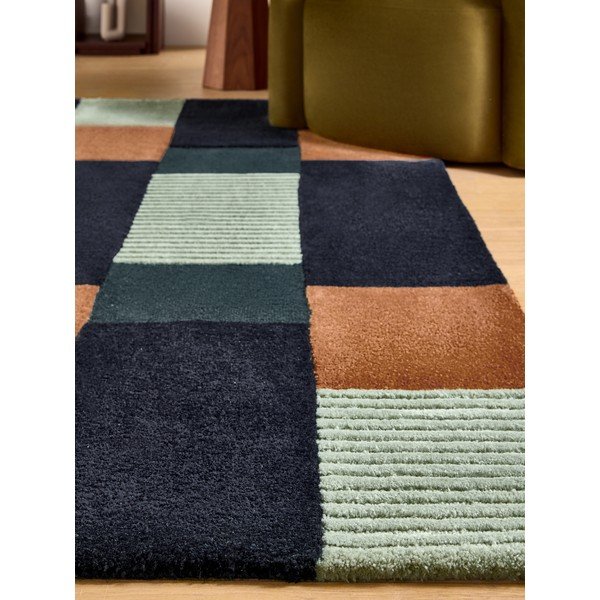 Тъмносин ръчно изработен килим от рециклирани влакна 120x170 cm Franka – MADE-image-3