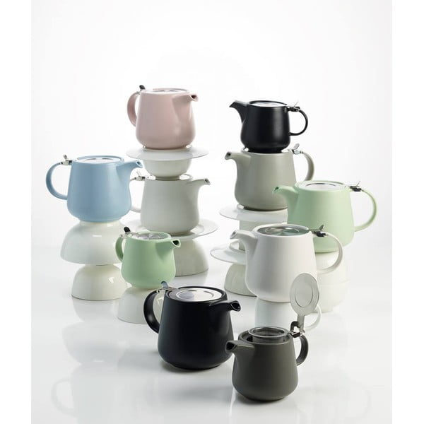 Син порцеланов чайник с цедка Tint, 600 ml - Maxwell & Williams-image-1