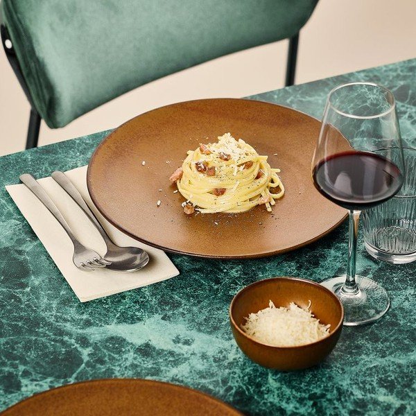 Кафява десертна порцеланова чиния ø 21 cm Ovio – BonBistro-image-1