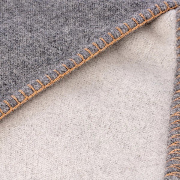 Сиво одеяло със смес от вълна 145x200 cm Ahwi – Blomus-image-1