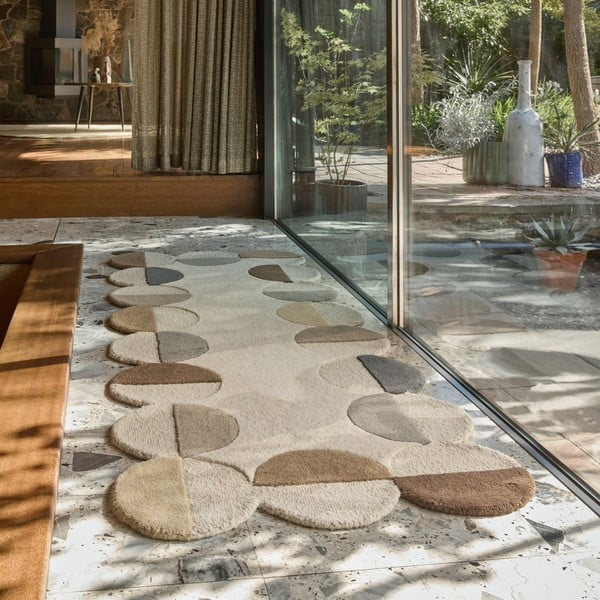 Сиво-бежова ръчно изработена вълнена пътека 80x230 cm Mia Scallop Frame – Flair Rugs-image-1