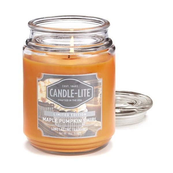Ароматизирана свещ в стъкло с аромат на клен и тиква , време на горене до 110 часа - Candle-Lite