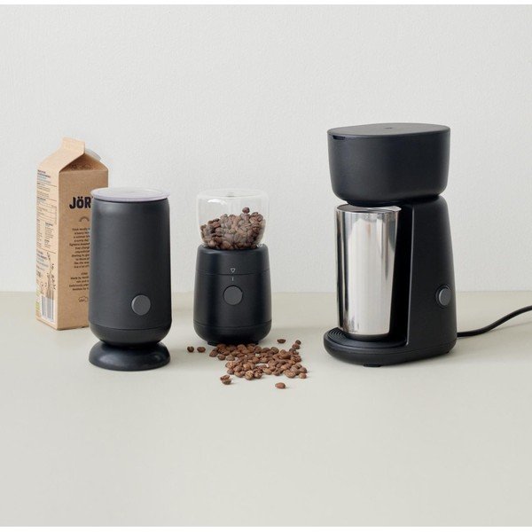 Черна филтър кафе машина пластмасова кафемашина 400 ml Foodie – RIG-TIG-image-1