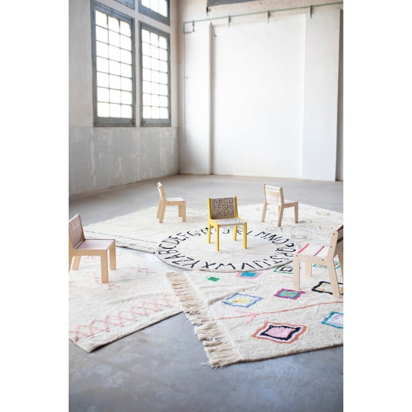 Детски стол в естествен цвят Kaarol Earth – Lorena Canals-image-4