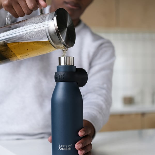Тъмно синя бутилка от неръждаема стомана за пътуване 500 ml Loop - Joseph Joseph-image-1