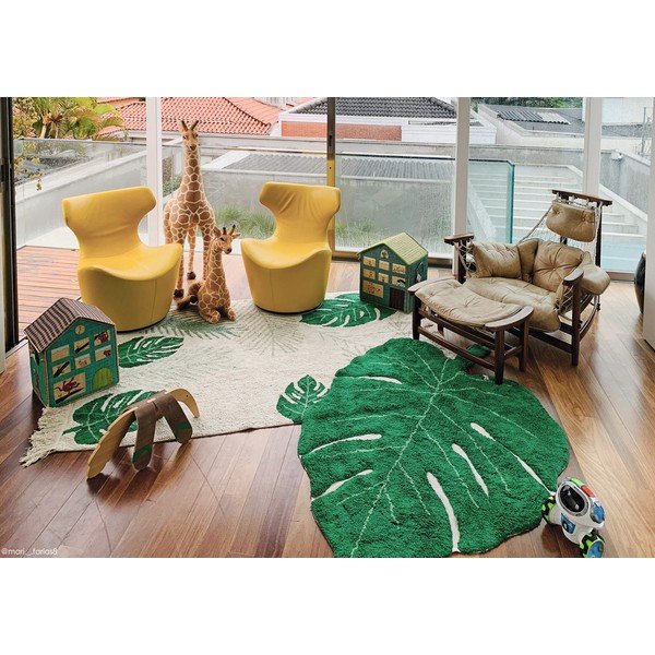 Тъмнозелен ръчно изработен памучен детски килим подходящ за пране 120x180 cm Monstera Leaf – Lorena Canals-image-4