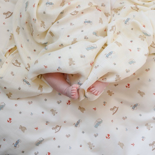 Светложълто детско спално бельо за детско креватче от органичен памук 100x140 cm Vintage Toys – Cam Cam Copenhagen-image-2