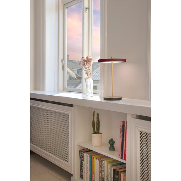 Червена LED затъмняваща се настолна лампа с метален абажур (височина 31 cm) Asteria Move – UMAGE-image-3