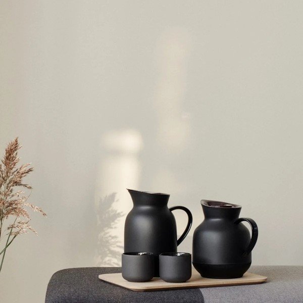 Черна пластмасова термо кана 1 l Amphora – Stelton-image-1