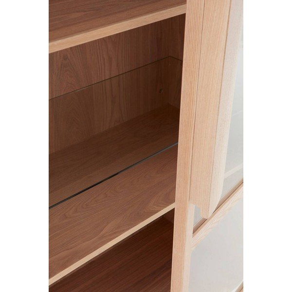 Витрина от декор от ясен в светло естествен цвят 90x195x40 cm Sandor – Jotex-image-3