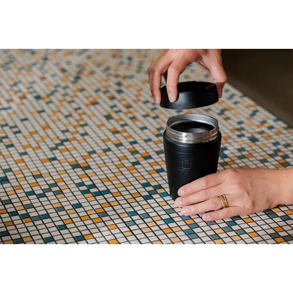 Черна термочаша 454 ml  Helix Thermal Black L – KeepCup-image-1