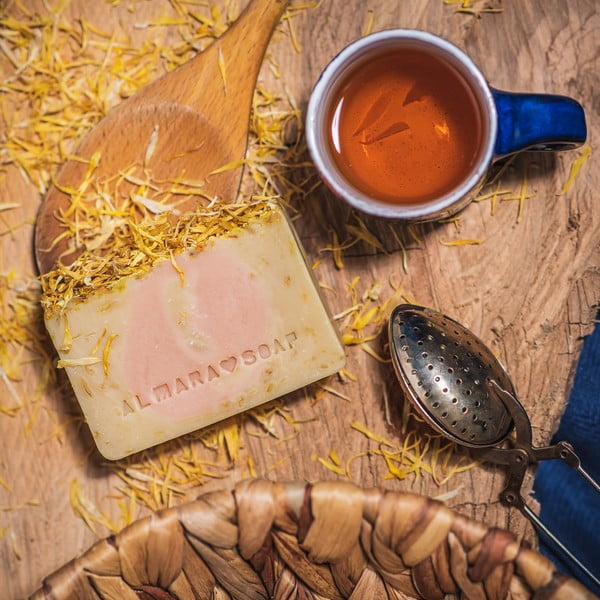 Ръчно изработен натурален сапун Babiččina zahrádka - Almara Soap-image-1