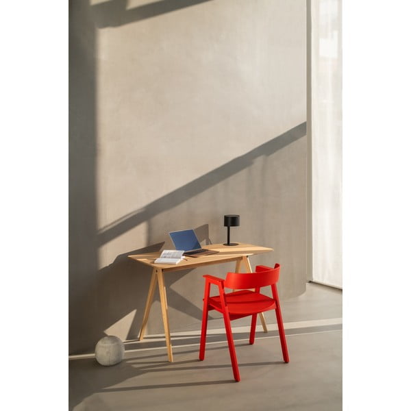 Червен  трапезен стол с подлакътници от масивен дъб Flip – Gazzda-image-4