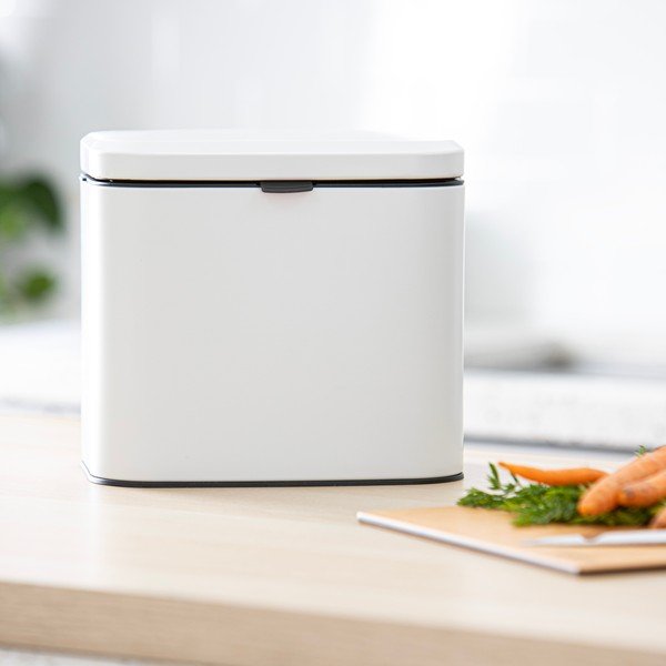 Бял контейнер за компостируеми отпадъци 4 l Essentials – Ladelle-image-3