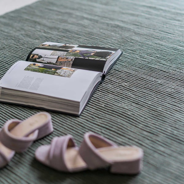 Килим от юта в тъмнозелен цвят 75x245 cm Ribbon - Mette Ditmer Denmark-image-3