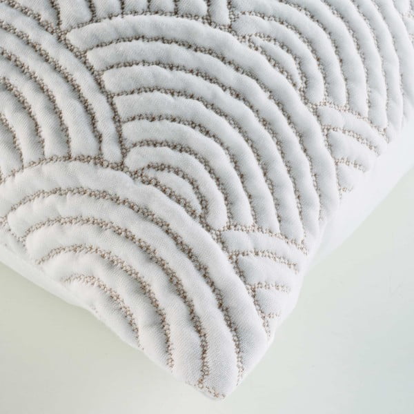 Бяло/бежово комплект шалте и калъфка за възглавница от джърси 220x240 cm Cassandra – douceur d'intérieur-image-3