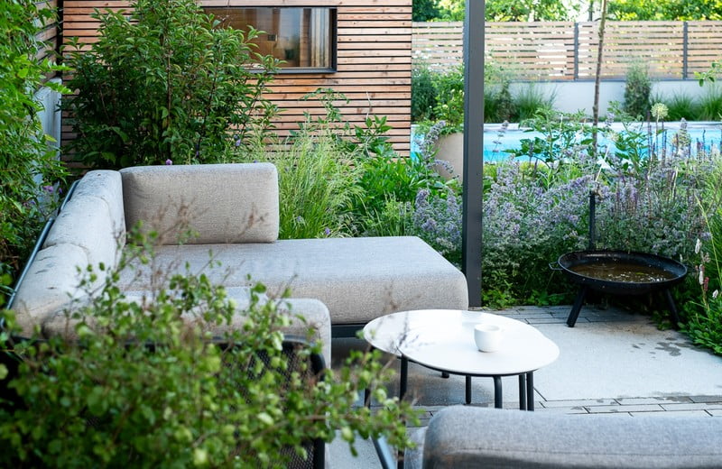 Малка градина без компромиси: съвети от Фердинанд Лефлер