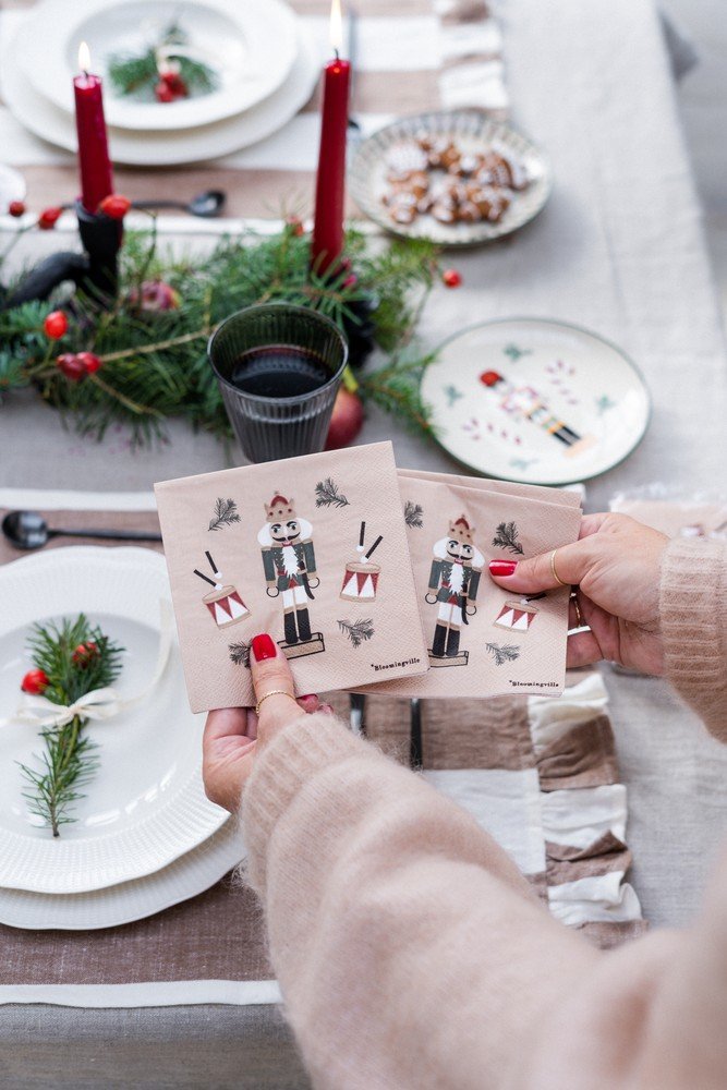 Вдъхновение: Коледа, Трапезария