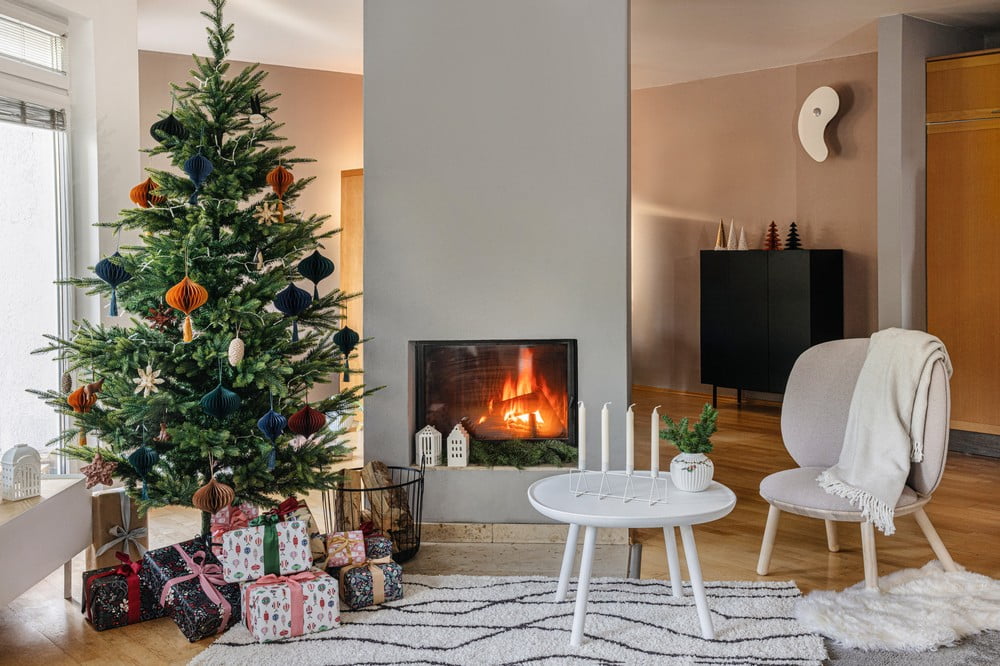 Вдъхновение: Коледа, Всекидневна